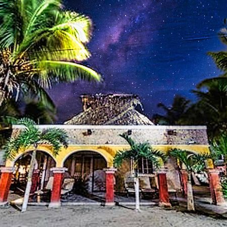 Hacienda Antigua Villa, 50M From Sandy Beach El Cuyo Buitenkant foto